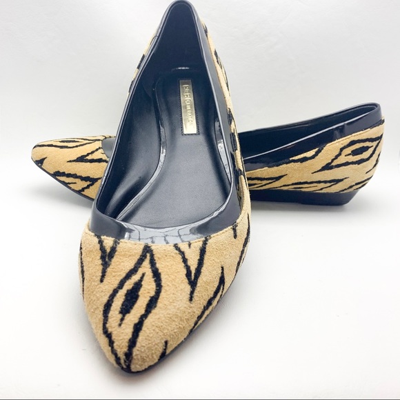 BCBG Generation Tribal Leopard Flats Size 8 - Picture 3 of 7